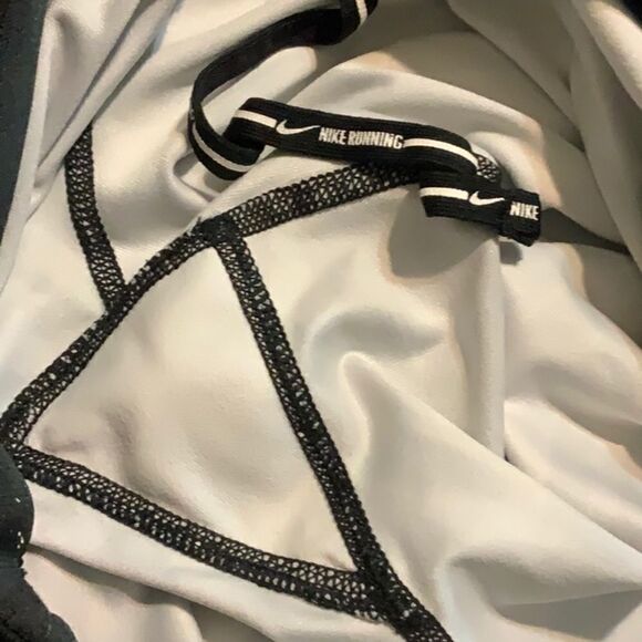 NIKE PRINTED RELAY DRI FIT STAY WARM RUNNING XS Black White - Picture 10 of 11